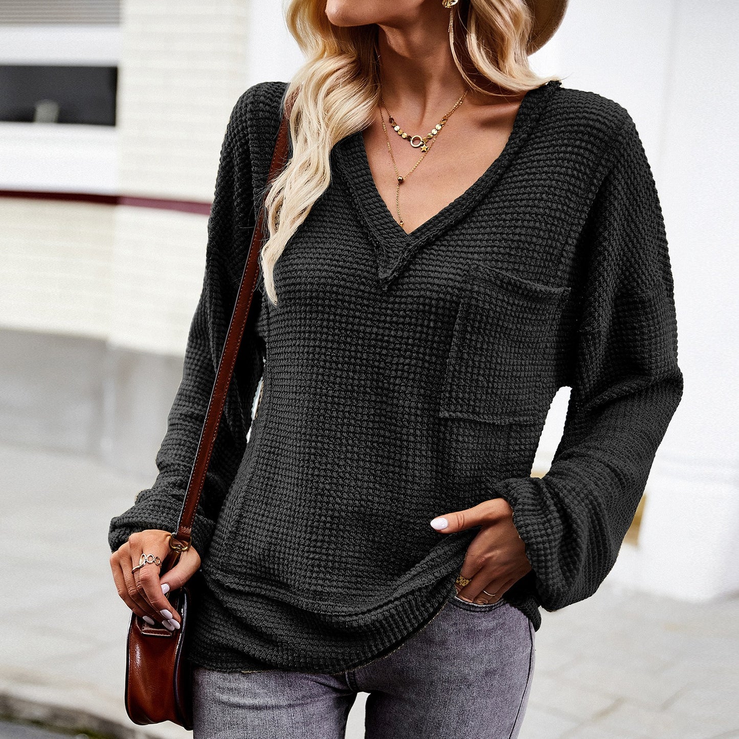 Solid color knitted shirt women's V-neck long sleeved top