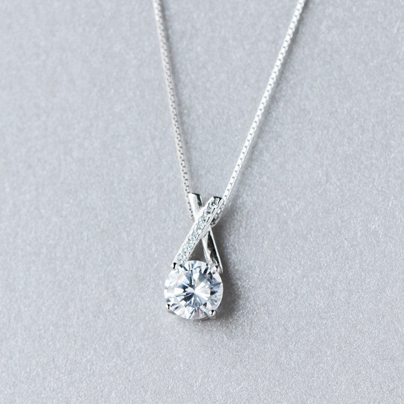 Sweet Diamond Cross Necklace Short clavicle Chain Women