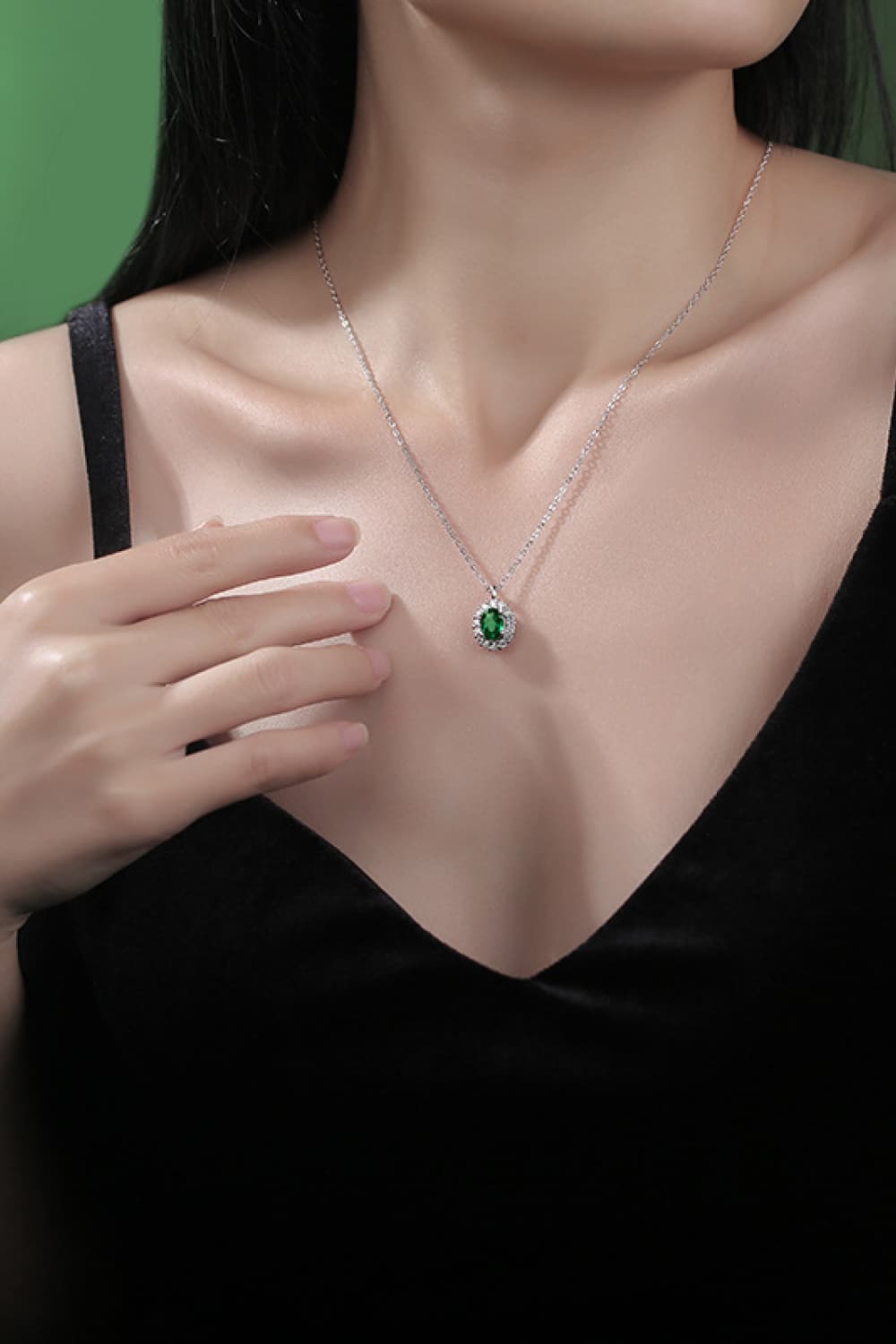 Jewelry 1.5 Carat Lab-Grown Emerald 925 Sterling Silver Necklace